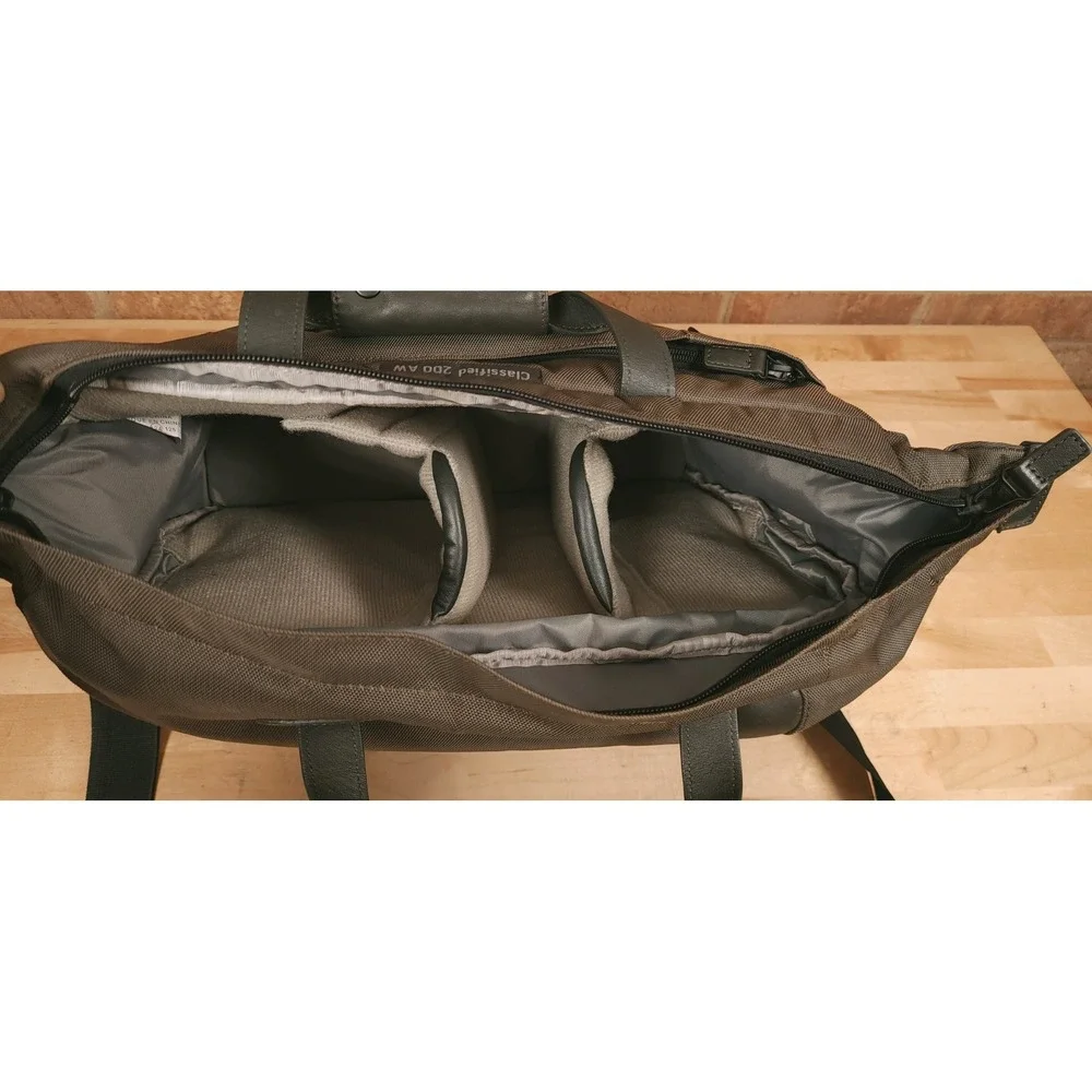 Lowepro Professional Camera Shoulder Bag Classified 200 AW